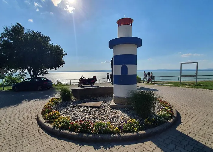 In 31292 * Balatonvilágos